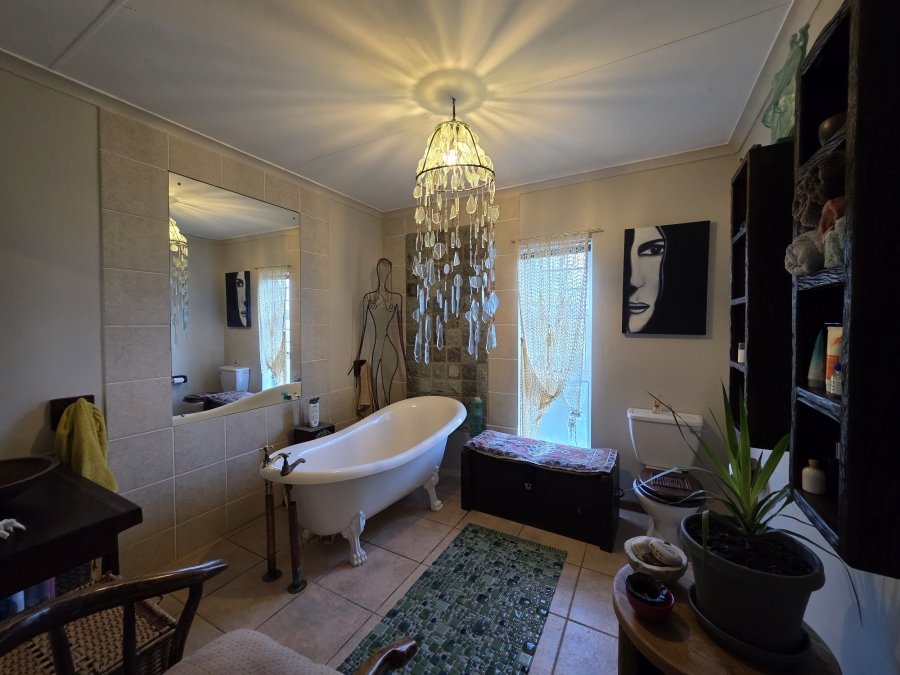 3 Bedroom Property for Sale in Wavecrest Eastern Cape